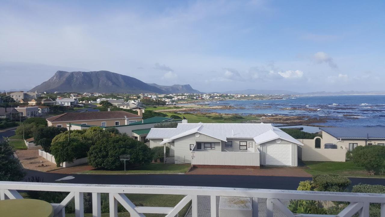 Pik 'N Wyntjie Apartment Gansbaai Exterior photo